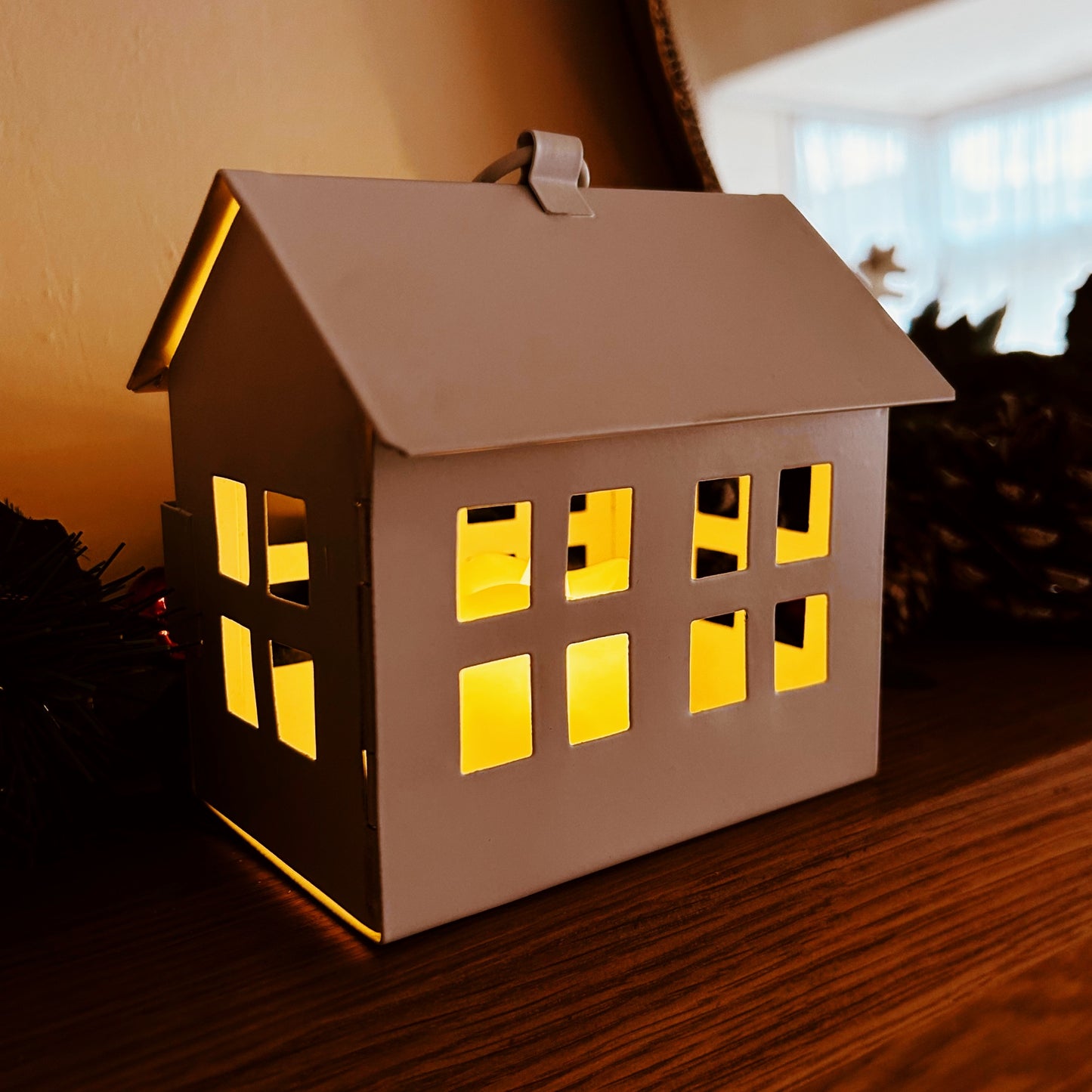 Anala Tealight Lantern Houses